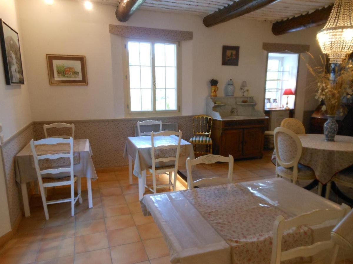 Les Passiflores Roussillon  Bagian luar foto